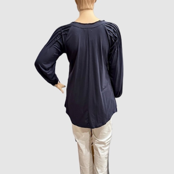 Reborn Pin-Tuck Tunic Size 1X Navy Blue Long Sleeves Shirttail, Notched Neck NWT - Picture 4 of 15